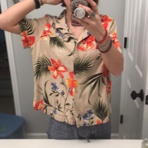 White Stag women’s large floral button up